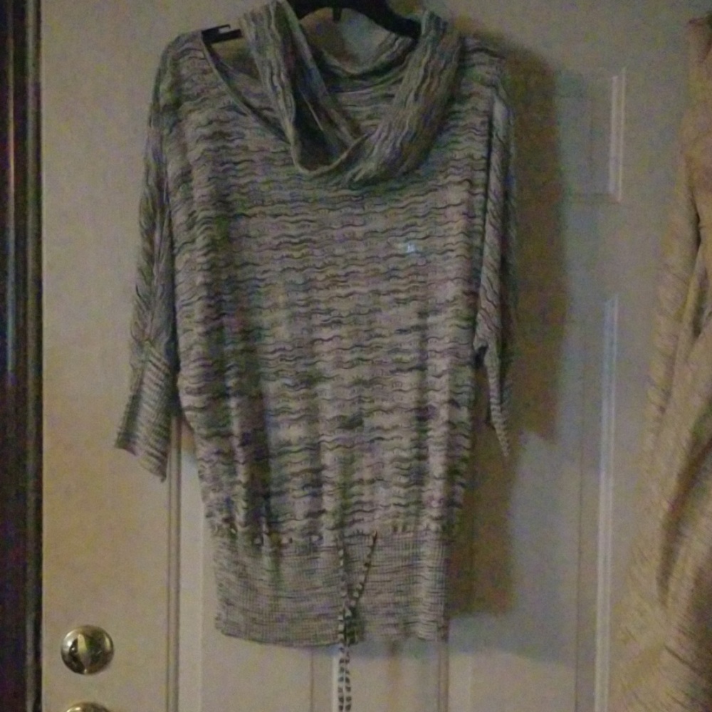 Hannah shirt